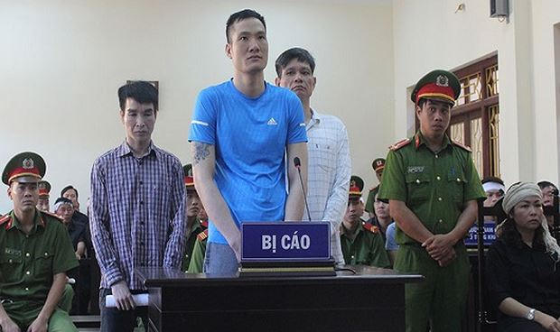Các bị cáo tại tòa.
