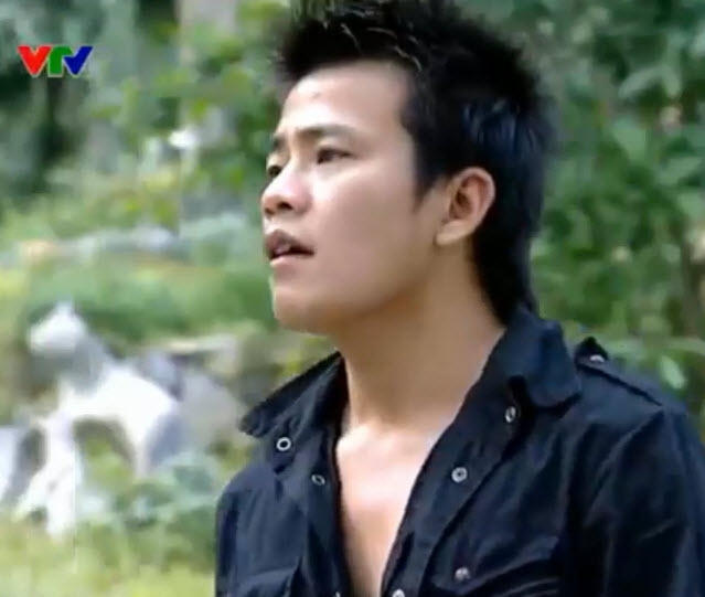 Nguyễn D. Linh trong một cảnh phim Chạy án phần 2.