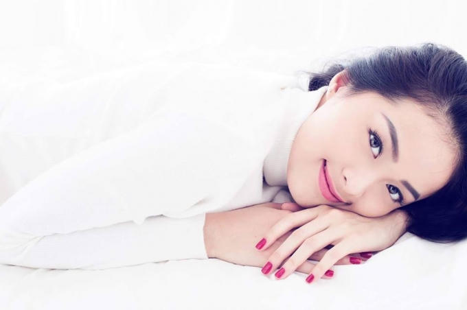 Người yêu Cường Đô la gợi cảm đón sinh nhật tuổi 23