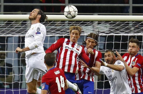 To&agrave;n cảnh Real Madrid &ndash; Atletico Madrid: Định đoạt ng&ocirc;i vương tr&ecirc;n chấm 11m
