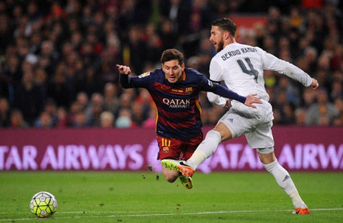 Messi và đồng đội vừa có thất bại đầy cay đắng trên sân nhà Nou Camp trước Real ở LaLiga.