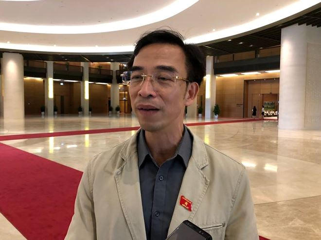 Đại biểu Nguyễn Quang Tuấn.