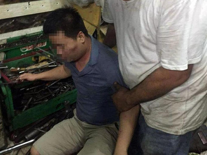 Người quen của bà Huỳnh Thị Ánh Hồng bị nhóm đòi nợ thuê đánh bị thương. Ảnh: NT