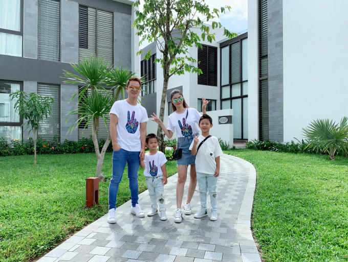 Đăng Kh&ocirc;i - Thủy Anh tiết lộ b&iacute; quyết giữa lửa hạnh ph&uacute;c gia đ&igrave;nh