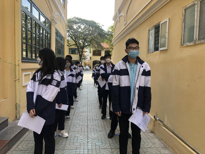 Việc tiêm chủng tuân thủ quy tắc 5k.