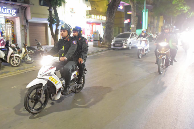 Đại đội phó đại đội một Trịnh Ngọc Tuấn (thuộc tiểu đoàn 2, Trung đoàn Cảnh sát cơ động CA TP Hà Nội) được giao nhiệm vụ phụ trách mảng tuần tra, kiểm sát.