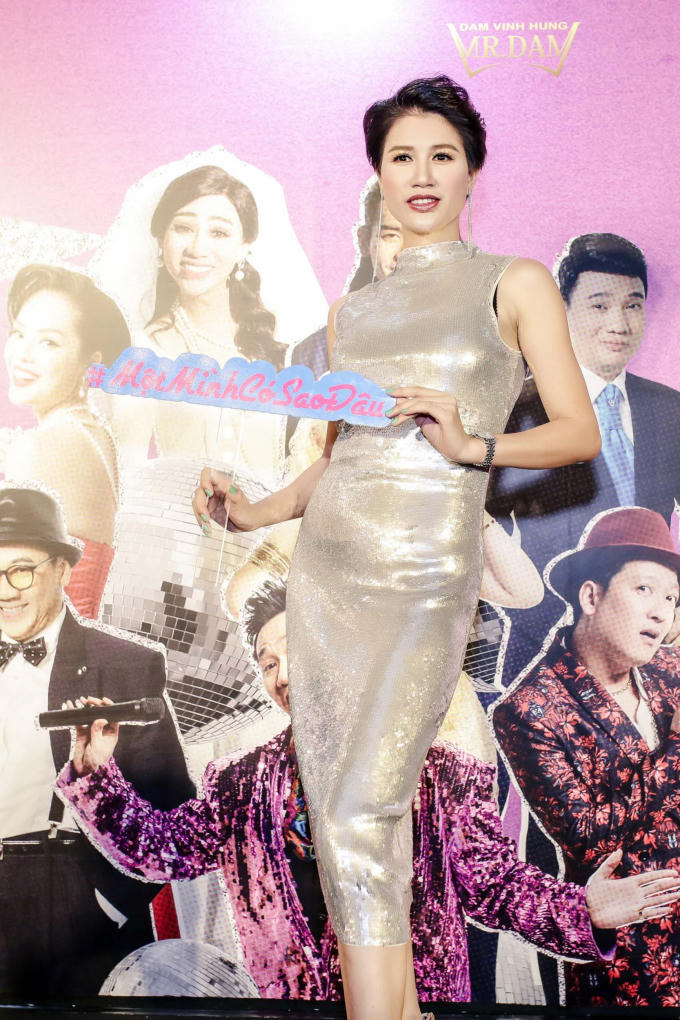 Đàm Vĩnh Hưng trẻ trung vượt tuổi, xuất hiện chuẩn nam thần trong buổi ra mắt MV