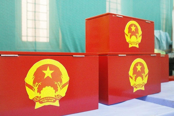 Những h&ograve;m phiếu đ&atilde; được ho&agrave;n thiện theo đ&uacute;ng ti&ecirc;u chuẩn tại c&aacute;c nơi bỏ phiếu.