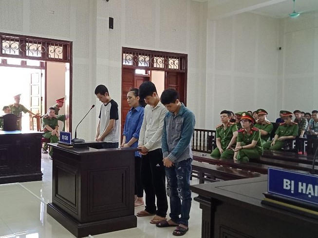Các bị cáo gây ra vụ án. (Ảnh: báo Pháp luật TP HCM)