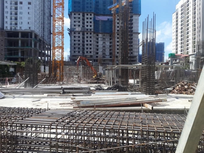 Bên trong công trườn dự án Rivera Park Hà Nội.