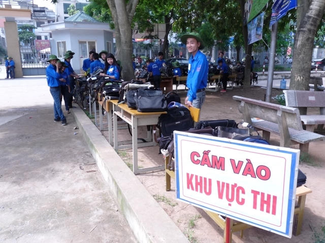 Lực lượng Thanh niên tình nguyện sẽ được tăng cường nhằm phục vụ thí sinh và đảm bảo một mùa thi hiệu quả. (Ảnh: Anh Thắng)