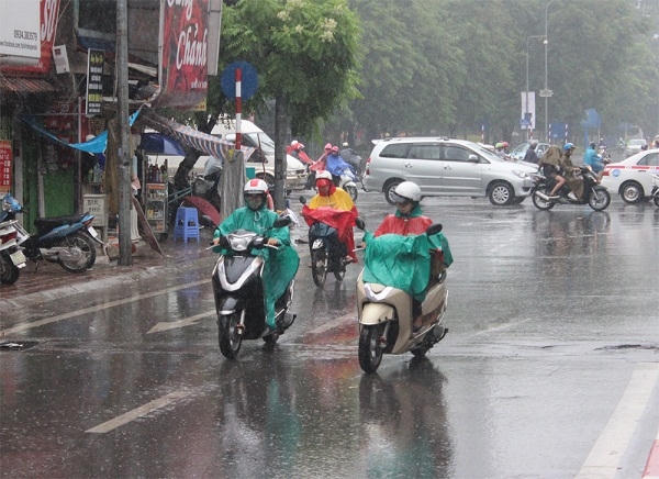 Do ảnh hưởng của không khí lạnh, từ ngày mai 15/5 Bắc Bộ sẽ có mưa rào và giông. Ảnh: minh họa