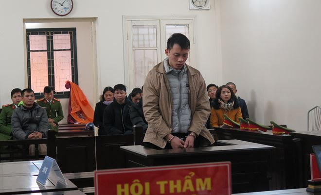 Toàn cảnh phiên tòa.