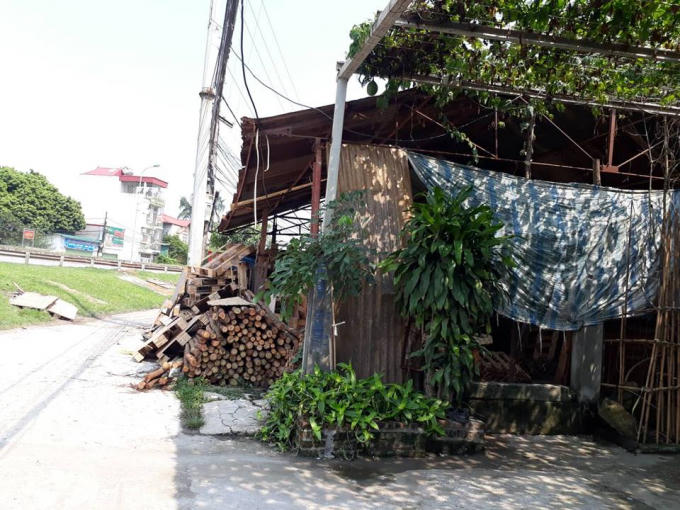 Thậm chí có công trình đã dựng cọc bằng bê tông.