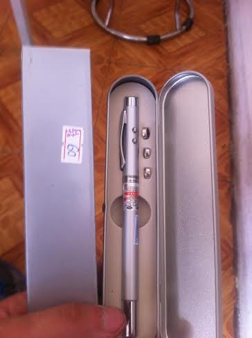 Chiếc bút được mua ngày 23/6 tại Mai Đình với giá 60 ngàn đồng.