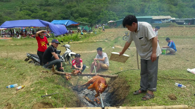 Chi&ecirc;m ngưỡng vẻ đẹp tự nhi&ecirc;n tại Th&aacute;c Bản Giốc v&agrave; động Ngườm Ngao