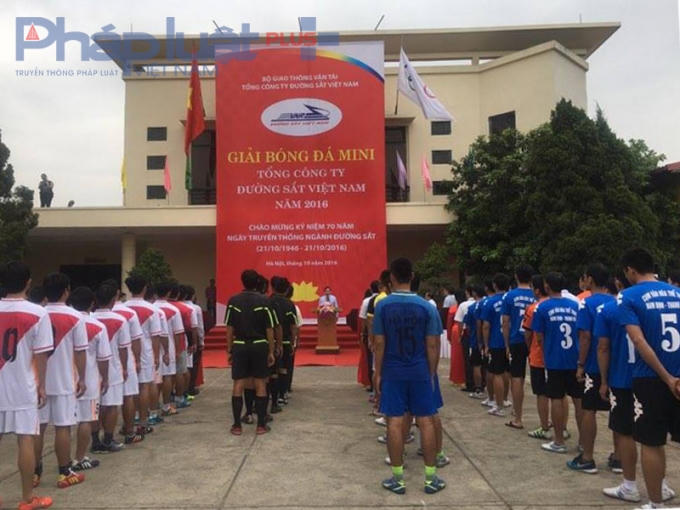 Toàn cảnh Lễ khai mạc Giải bóng đá.