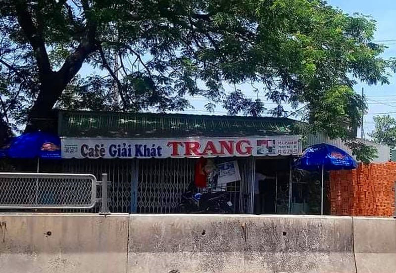 Dùng búa tấn công nữ chủ quán cà phê ở Phan Thiết - ảnh 1