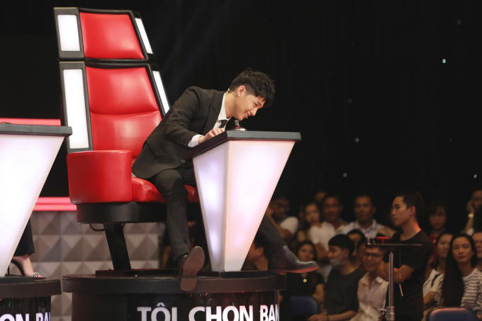 Giọng hát Việt 2018: Xuất hiện