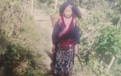 Lương y Tặng Thị Sệnh, tuổi cao nhưng ngày ngày vẫn vào rừng hái thuốc