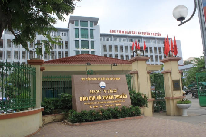 Học viện Báo chí và Tuyên truyền tuyển sinh đại học hệ vừa làm vừa học. Nguồn: Internet.