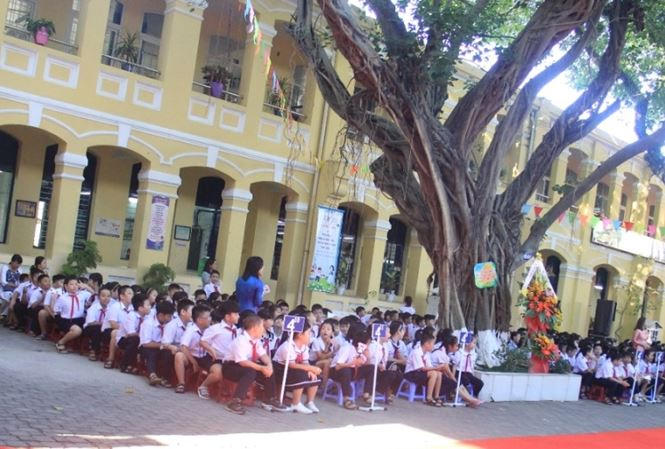 Đà Nẵng: Rơi từ tầng 2, một học sinh nhập viện nguy kịch