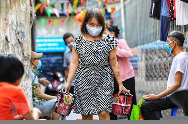 Nhung tam long hao tam danh cho nguoi dan 'xom chay than' mua dich hinh anh 4