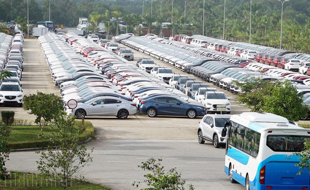 Doanh số bán ô tô 4 tháng đầu năm của các hãng xe giảm mạnh