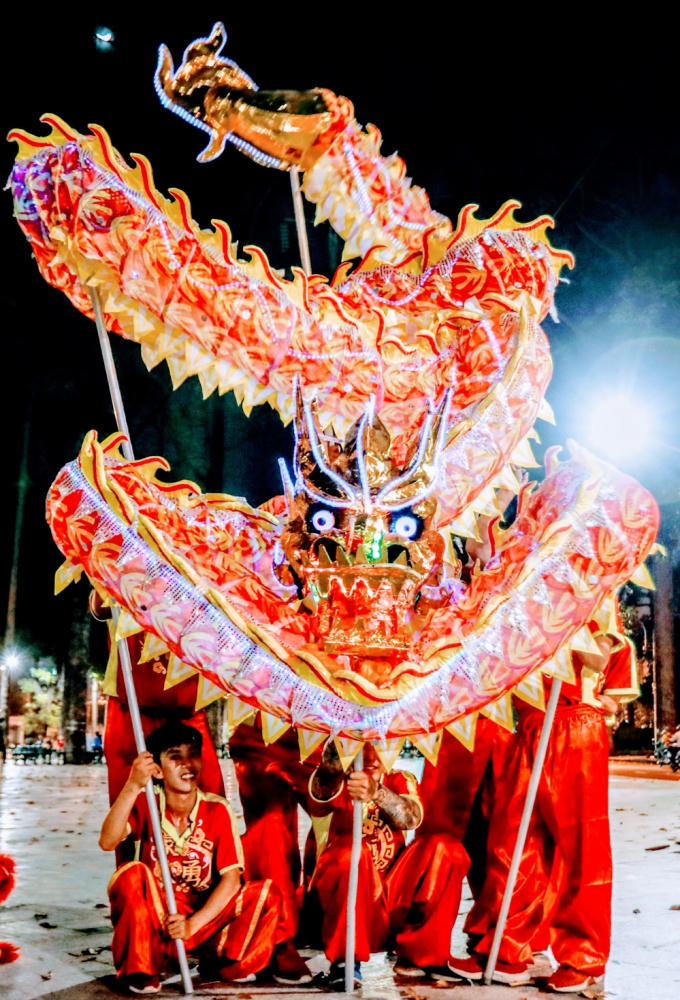 Liên hoan Lân Sư Rồng Thành phố Hồ Chí Minh lần 2 năm 2018 bắt đầu phát triển theo hướng không gian mở với nhiều gian hàng đặc sắc, mới lạ.