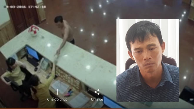 Đối tượng Hiếu giả làm khách lưu trú để lấy chìa khoá được camera ghi lại. (Ảnh: Công an nhân dân).
