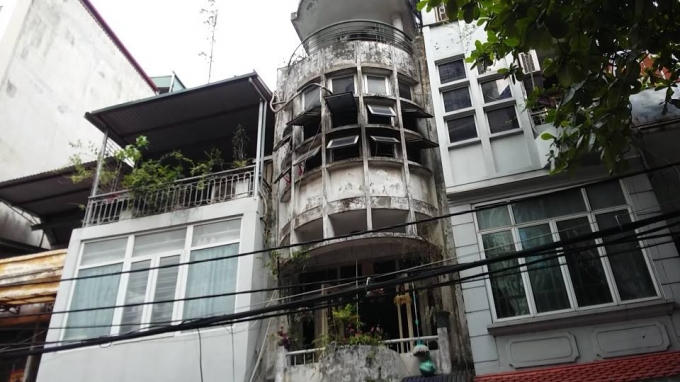 H&agrave; Nội: Ch&aacute;y 1 căn nh&agrave; ở phố cổ, nhiều người hoảng loạn