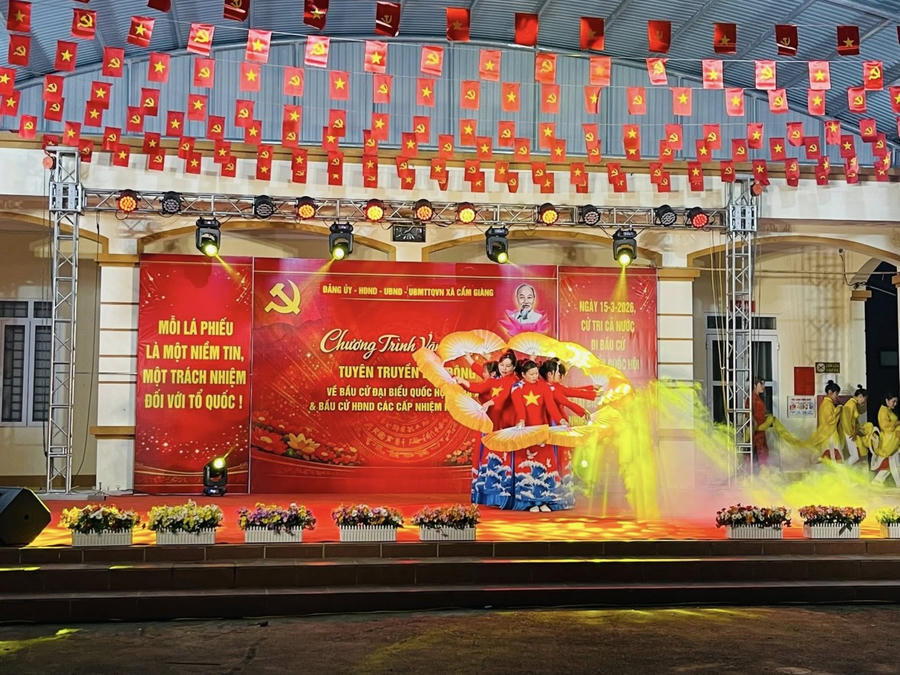 Các hoạt động văn hóa nghệ thuật diễn ra trước thềm bầu cử.