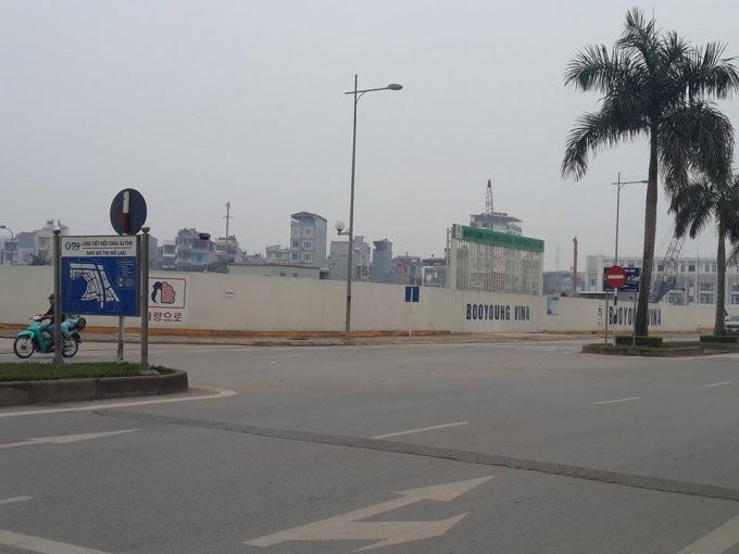Tại một số lô đất, chủ đầu tư đang tiến hành thi công hầm.
