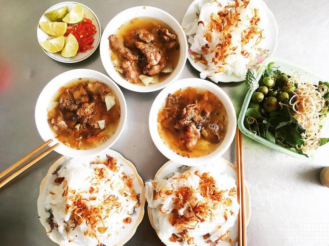 Nếu như Hà Nội có bánh cuốn Thanh Trì thì Hà Nam lại sở hữu bánh cuốn Phủ Lý. (Ảnh: thuu_trinh).