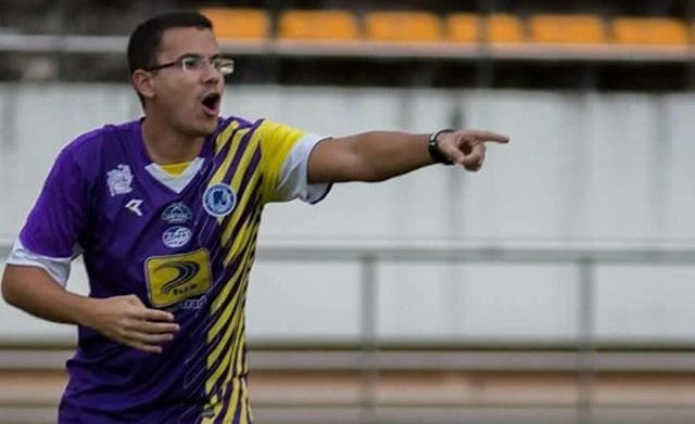 Hé lộ chân dung HLV mới trẻ đẹp như soái ca của ĐT Việt Nam