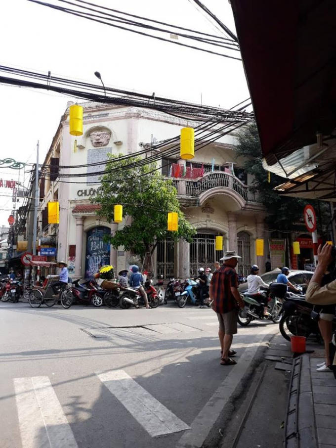 Nhà hát Cải Lương Hà Nội đang được cải tạo.