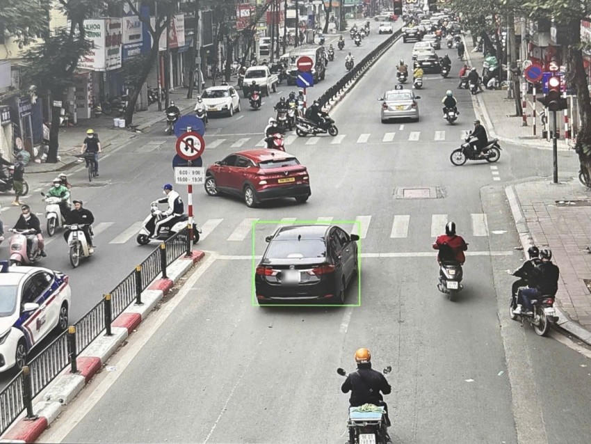 Hà Nội phạt nguội 674 trường hợp vi phạm giao thông trong kỳ nghỉ lễ Tết dương lịch 2026 qua camera AI.