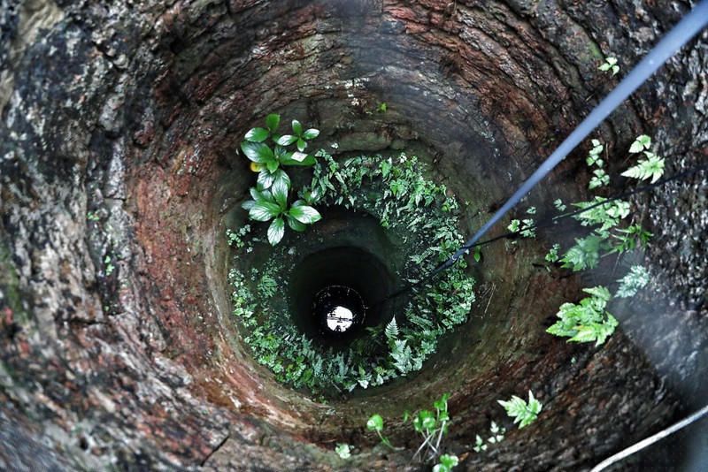 Dấu tích giếng tiên.