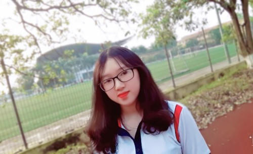 Nữ sinh d&acirc;n tộc N&ugrave;ng v&agrave; ước mong trở th&agrave;nh luật sư giỏi