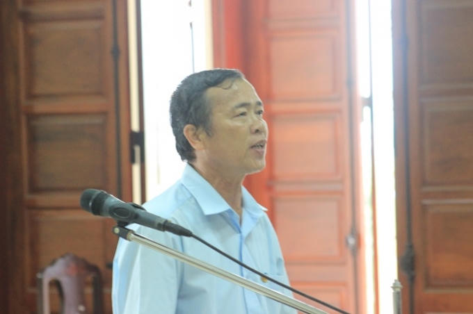 Nguyên đơn Nguyễn Đức Thành yêu cầu tòa công bố kết quả xác minh chứng cứ tại tòa.