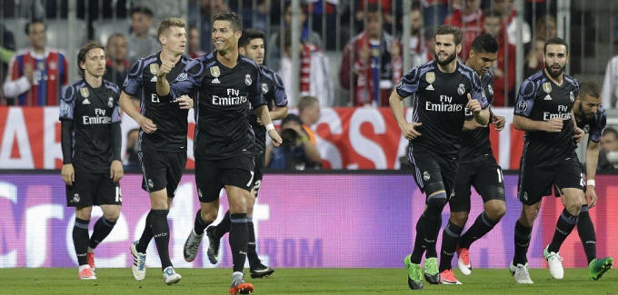 Đây cũng là bàn thắng thứ 100 của siêu sao người Bồ Đào Nha ở đấu trường Champions League. Chiến thắng 2-1 giúp Real rộng cửa vào bán kết.