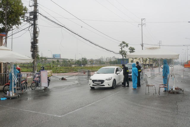 Một chốt kiểm soát dịch bệnh tại tỉnh Hải Dương hồi tháng 2/2021. (Ảnh: Nguyễn Dương).