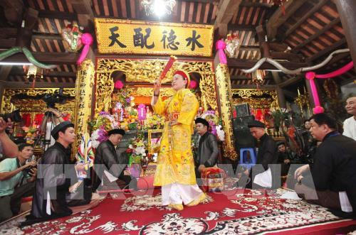 UNESCO ghi danh Di sản Thực hành Tín ngưỡng thờ mẫu Tam Phủ của người Việt tại Danh sách Di sản văn hóa phi vật thể đại diện của nhân loại. Ảnh: Anh Tuấn/TTXVN.