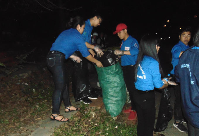 Dù phải thức trắng 1 đêm để làm tình nguyện với lịch làm việc dày đặc nhưng tinh thần của các bạn đều rất tốt và tự hào.