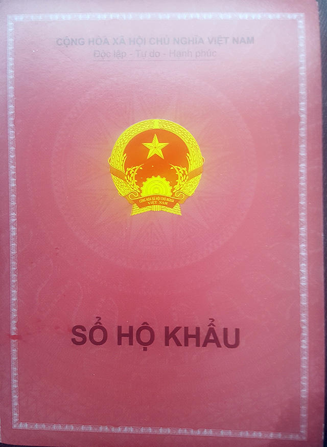 Cuốn sổ hộ khẩu của gia đình anh N. theo các quy định về lệ phí chỉ mất không quá 20.000 đồng.