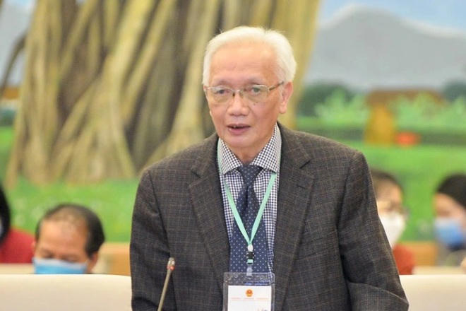 TS Nguyễn Tùng Lâm, Chủ tịch Hội tâm lý Giáo dục Việt Nam, Chủ tịch Hội đồng giáo dục trường THPT Đinh Tiên Hoàng. (Ảnh: Nghĩa Đức)