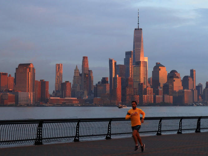 Tòa nhà duy nhất ở New York (Mỹ) lọt vào Top 10 là One World Trade Center với 541 m, 94 tầng.