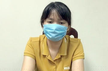 Đối tượng Phạm Thị Phượng tại cơ quan Công an. Ảnh: An ninh thủ đô.