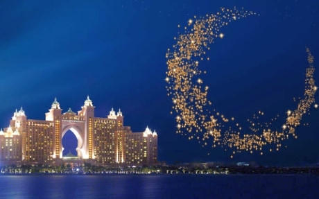 Lễ chào đón tháng ăn chay Ramadan tại Dubai. (Ảnh AP)