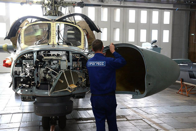 Xét về các tiêu chí như tốc độ bay, khả năng nhào lộn hay hỏa lực tấn công, Ka-52 của Nga đã “vượt mặt” nhiều loại trực thăng của nước ngoài như Apache Longbow hay Eurocopter Tiger.